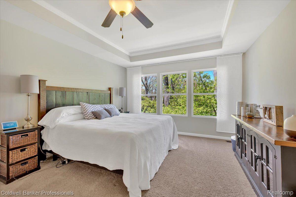 Oxford, Michigan, 48371, United States, 5 Bedrooms Bedrooms, ,4 BathroomsBathrooms,Residential,For Sale,1940303