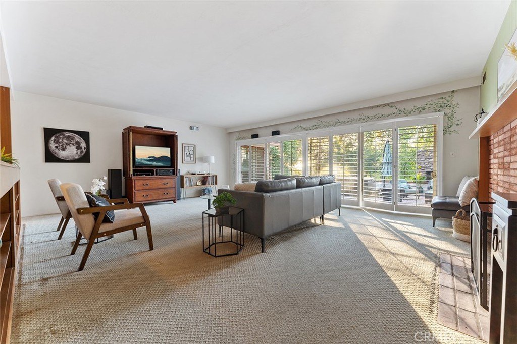 Riverside, California, 92506, United States, 4 Bedrooms Bedrooms, ,3 BathroomsBathrooms,Residential,For Sale,1973908