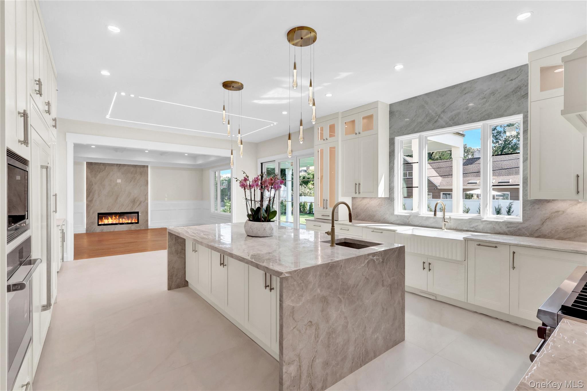 25 Hemlock Lane, Roslyn Heights, NY, 11577 - 物件實景