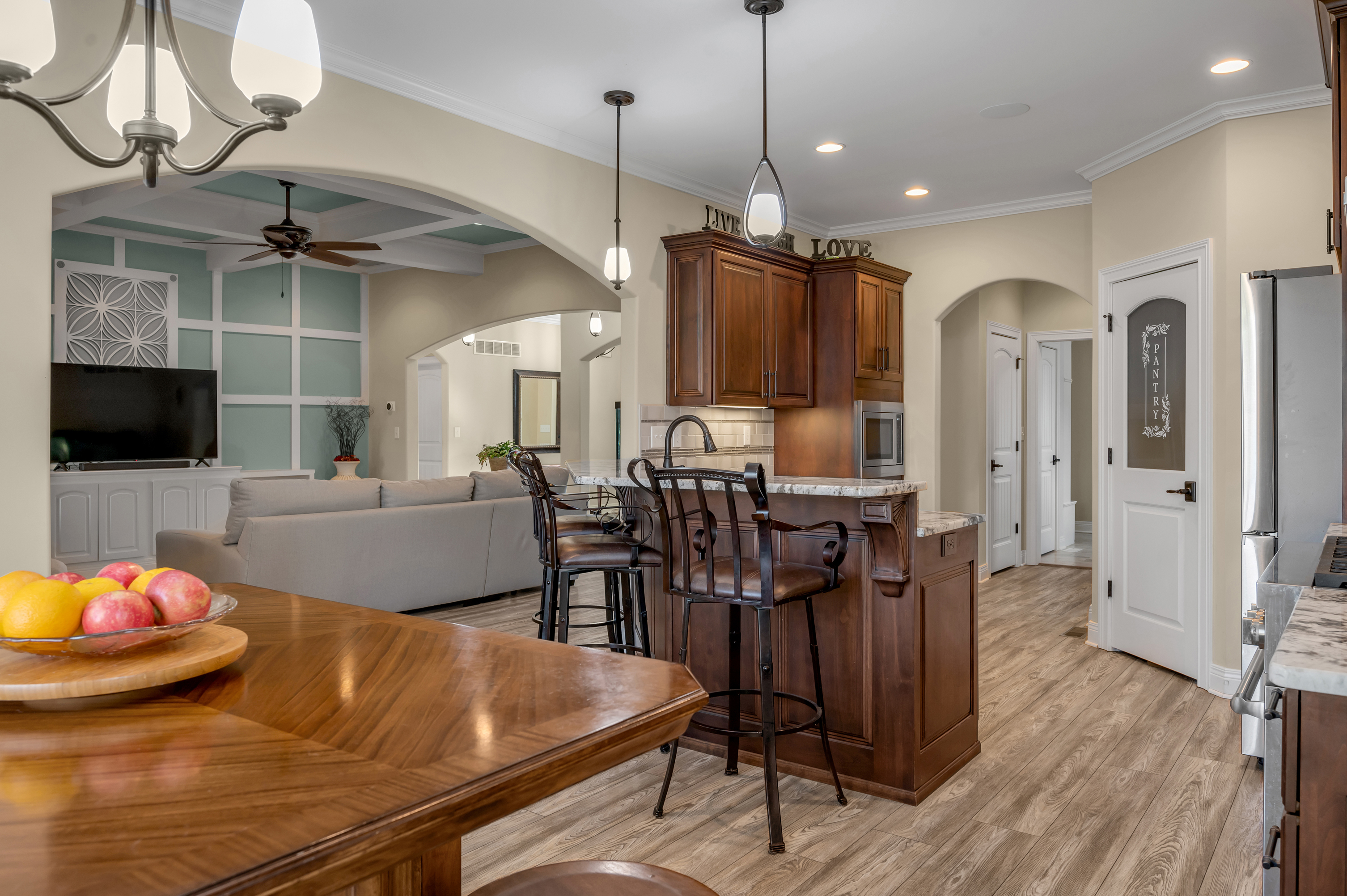  2945 Blackford Parkway - 物件實景