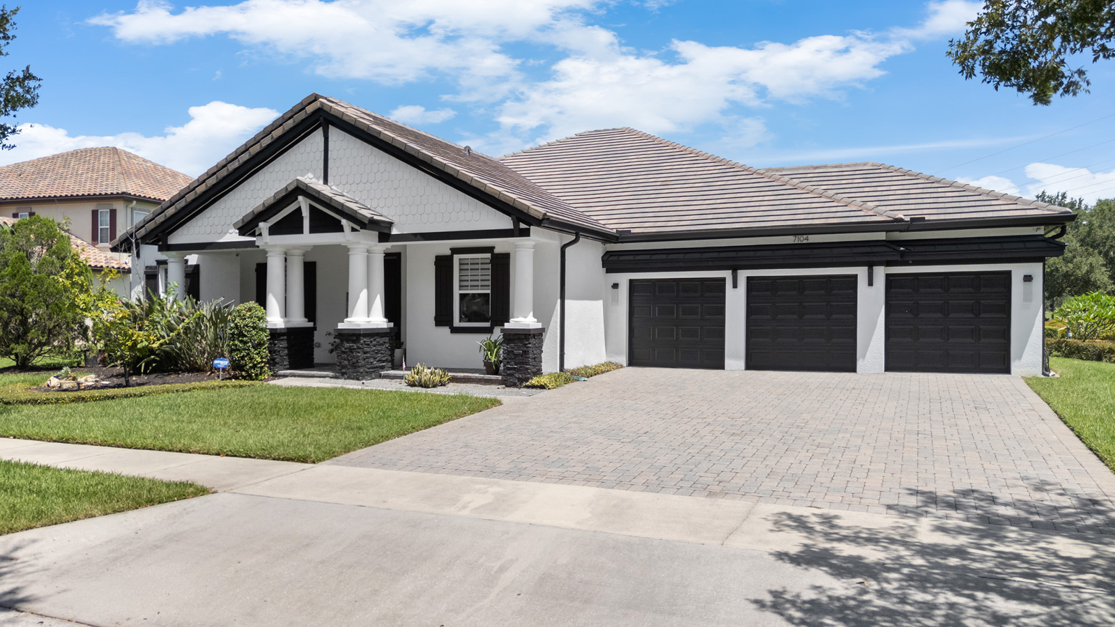 Winter Garden, Florida, 34787, United States, 5 Bedrooms Bedrooms, ,4 BathroomsBathrooms,Residential,For Sale,1980147