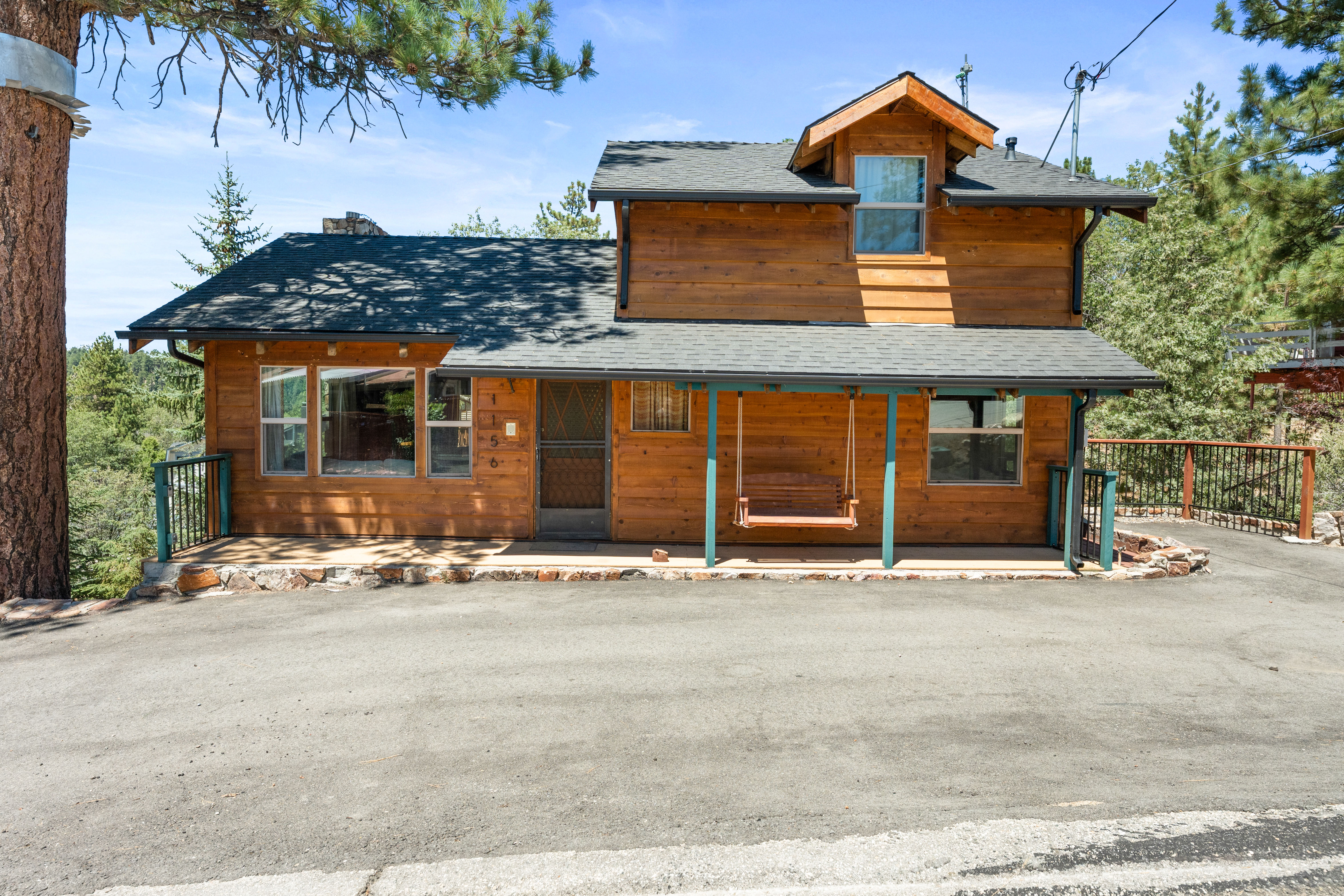  1156 Bruin Trail, Fawnskin, CA 92333 - 物件實景