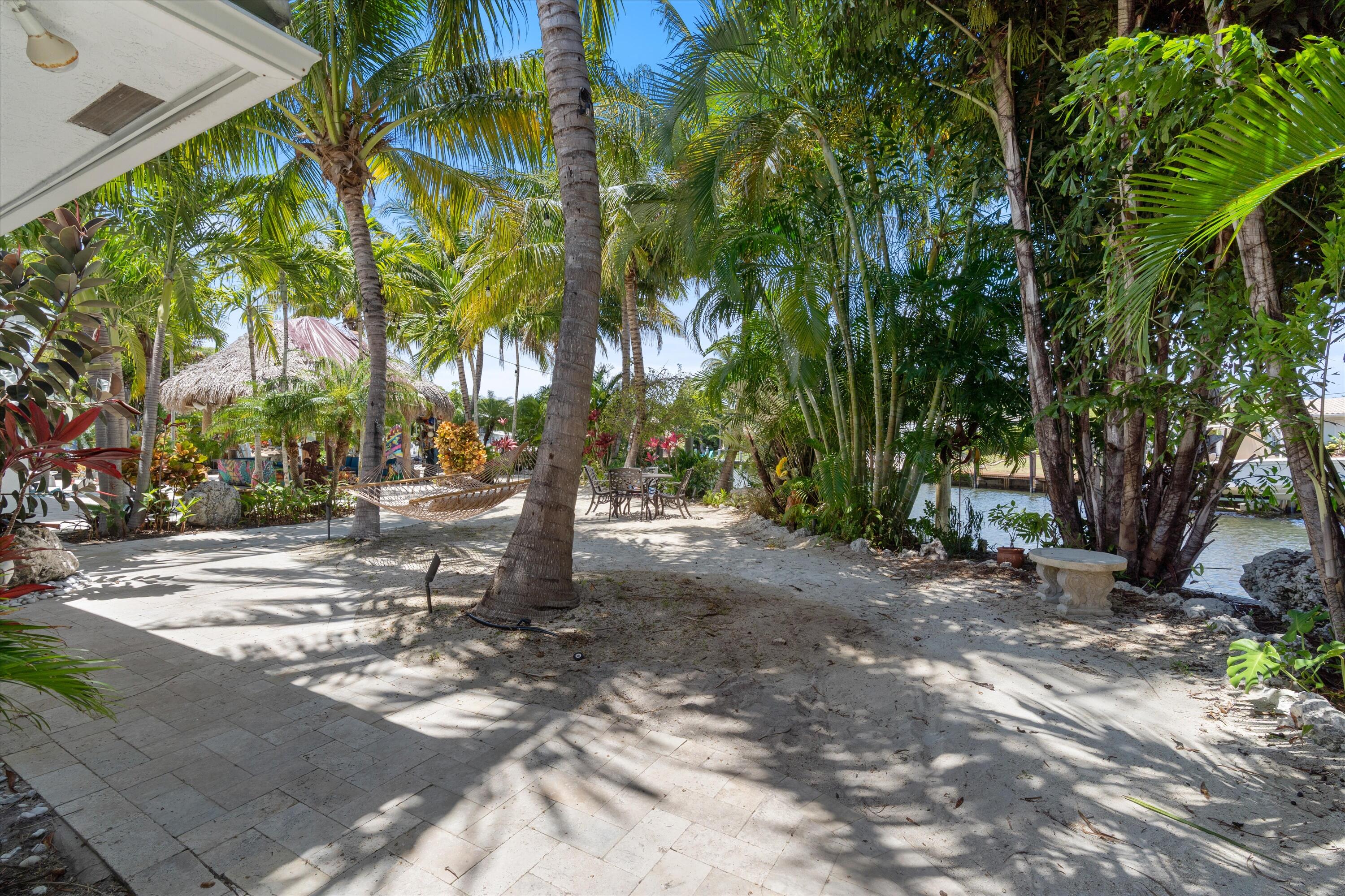 Lighthouse Point, Florida, 33064, United States, 4 Bedrooms Bedrooms, ,4 BathroomsBathrooms,Residential,For Sale,1797003