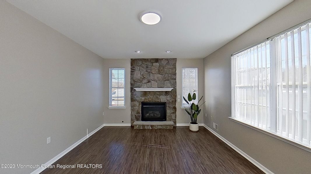 Bayville, New Jersey, 08721, United States, 4 Bedrooms Bedrooms, ,3 BathroomsBathrooms,Residential,For Sale,1879854