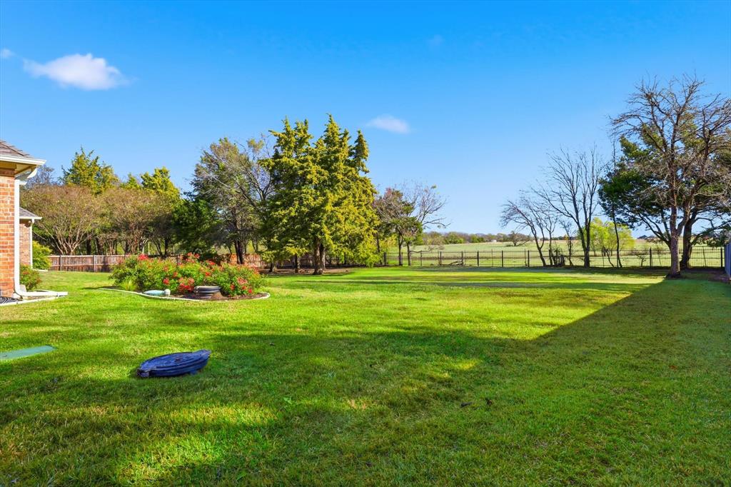 Midlothian, Texas, 76065, United States, 4 Bedrooms Bedrooms, ,4 BathroomsBathrooms,Residential,For Sale,2001564