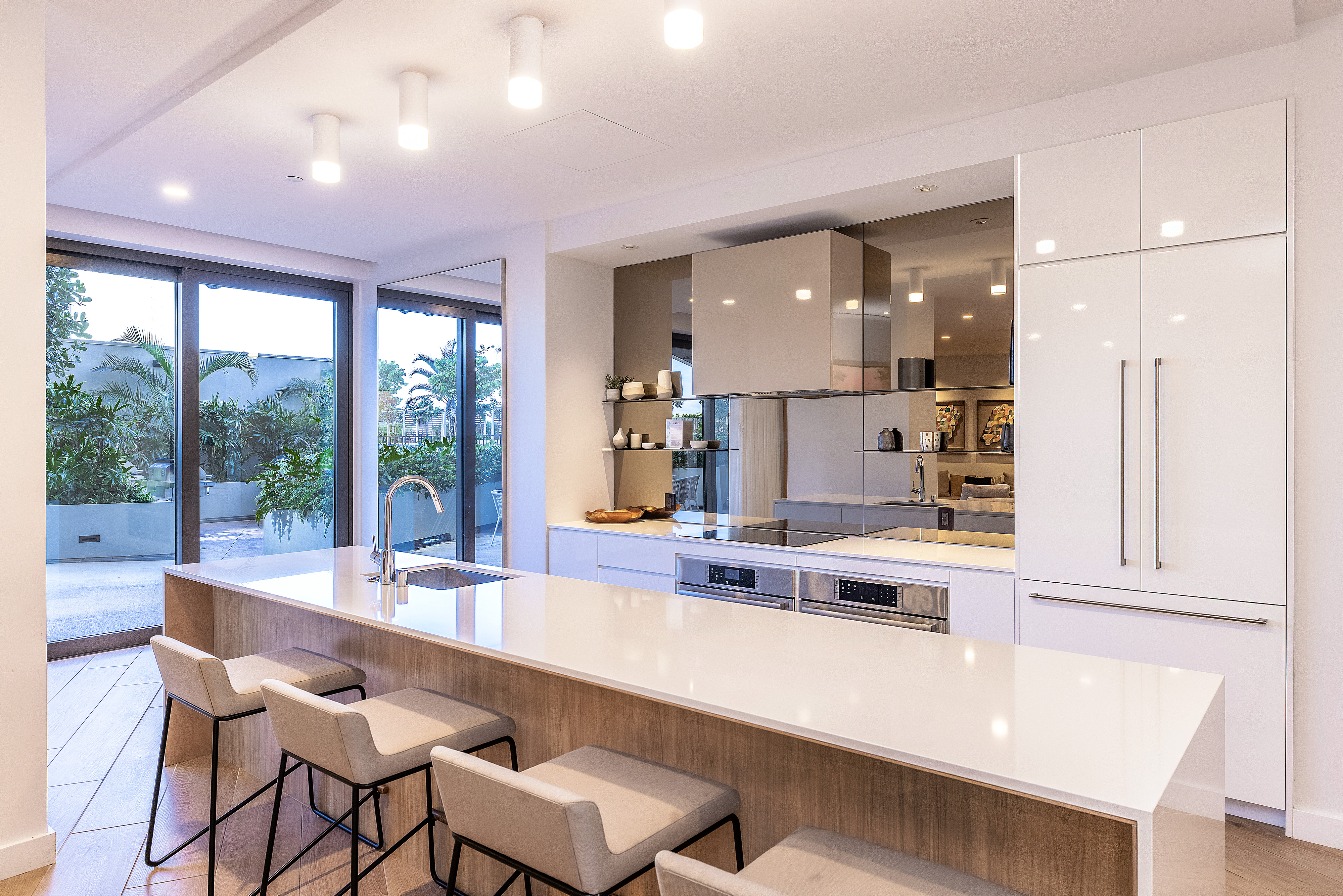 Honolulu, Hawaii, 96814, United States, ,1 BathroomBathrooms,Residential,For Sale,2009311