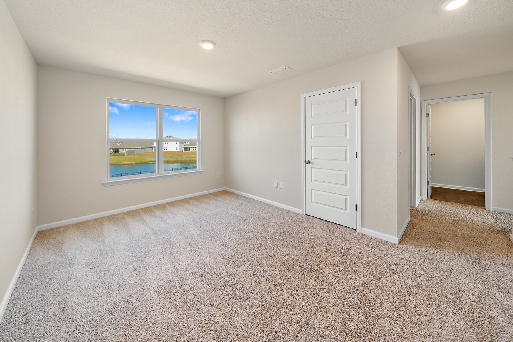  Thoughtfully Designed Residence With Fenced Backyard Near Tyndall AFB - 物件實景