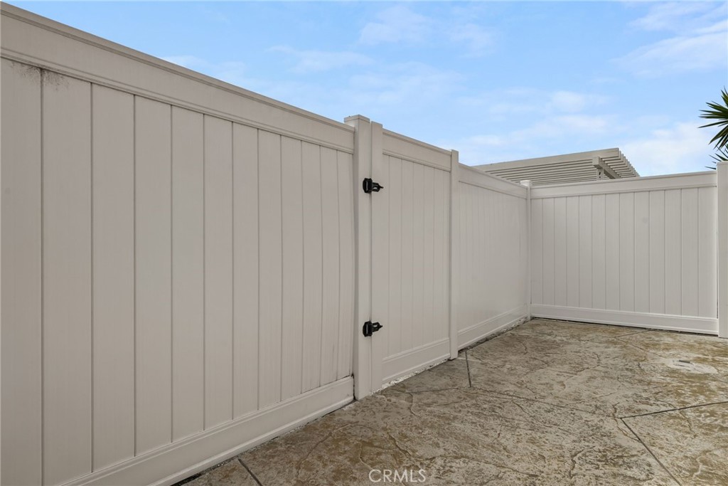 Oxnard, California, 93035, United States, ,Residential,For Sale,1991786