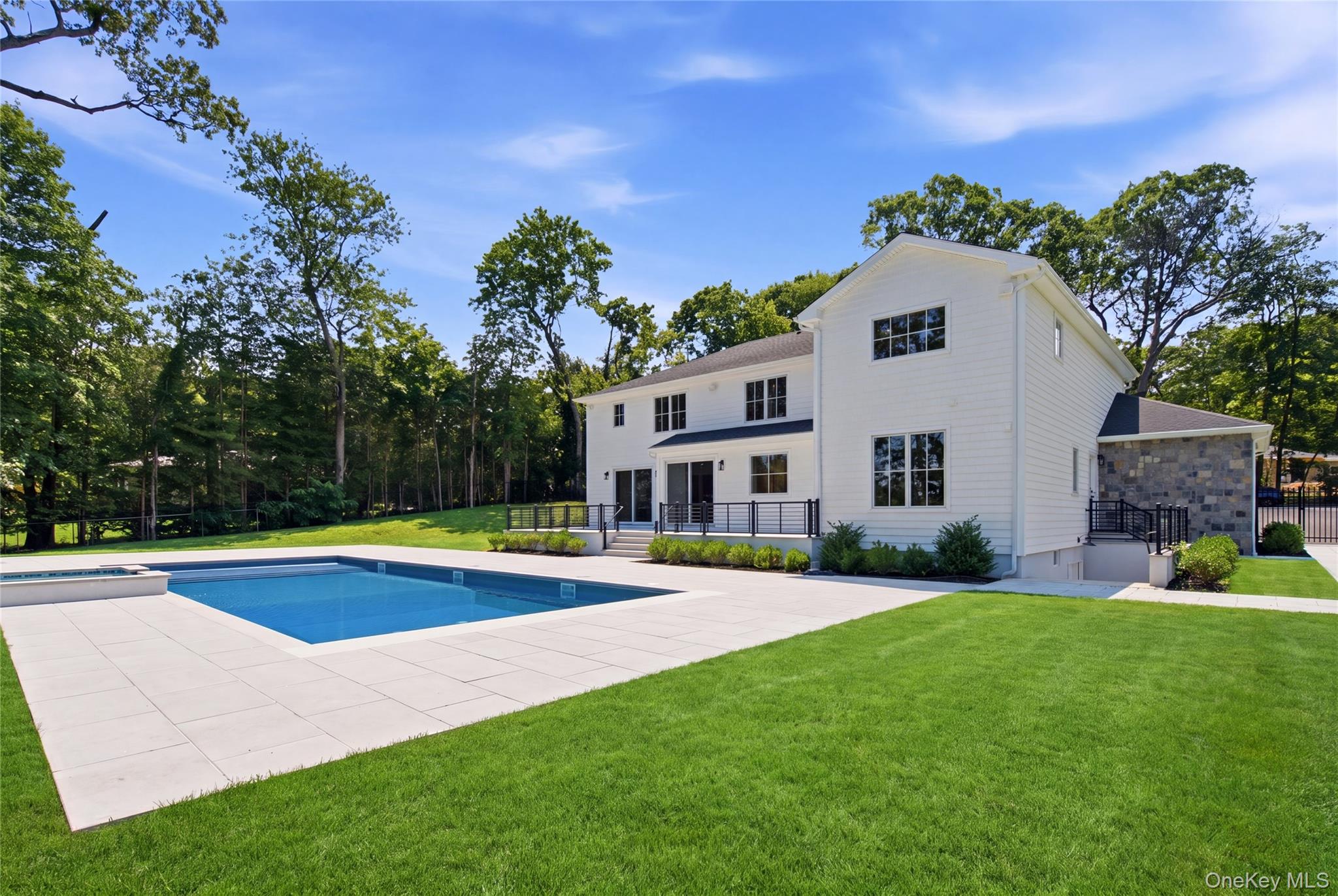  32 Pine Road, Syosset, NY, 11791 - 物件實景