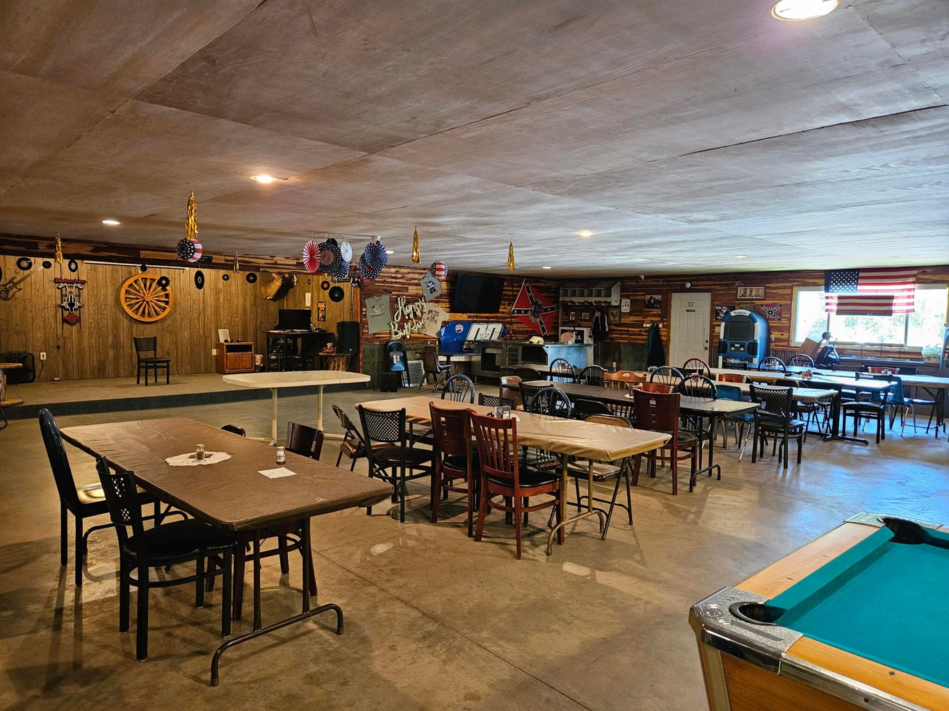 Aurora, Missouri, 65605, United States, 4 Bedrooms Bedrooms, ,2 BathroomsBathrooms,Residential,For Sale,1943592