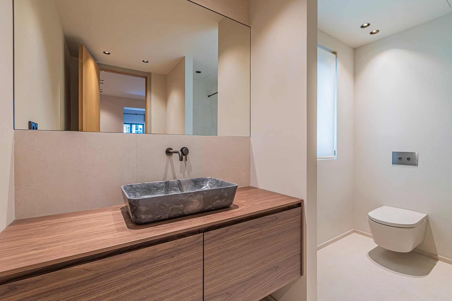  Modernist flat in Eixample with premium finishes in the Quadrat d