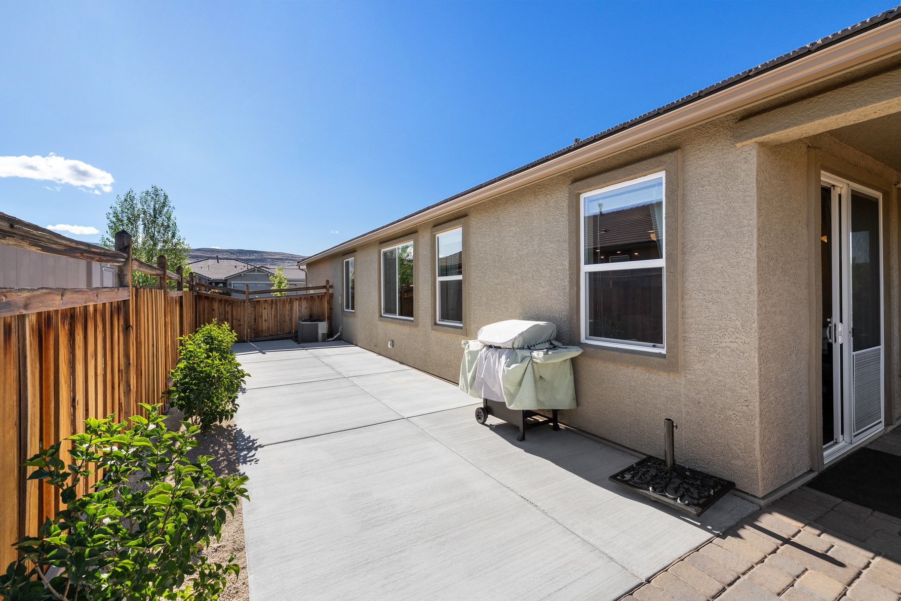  Welcome to 7239 Early Dawn Court, located in desirable Wingfield Springs - 物件實景