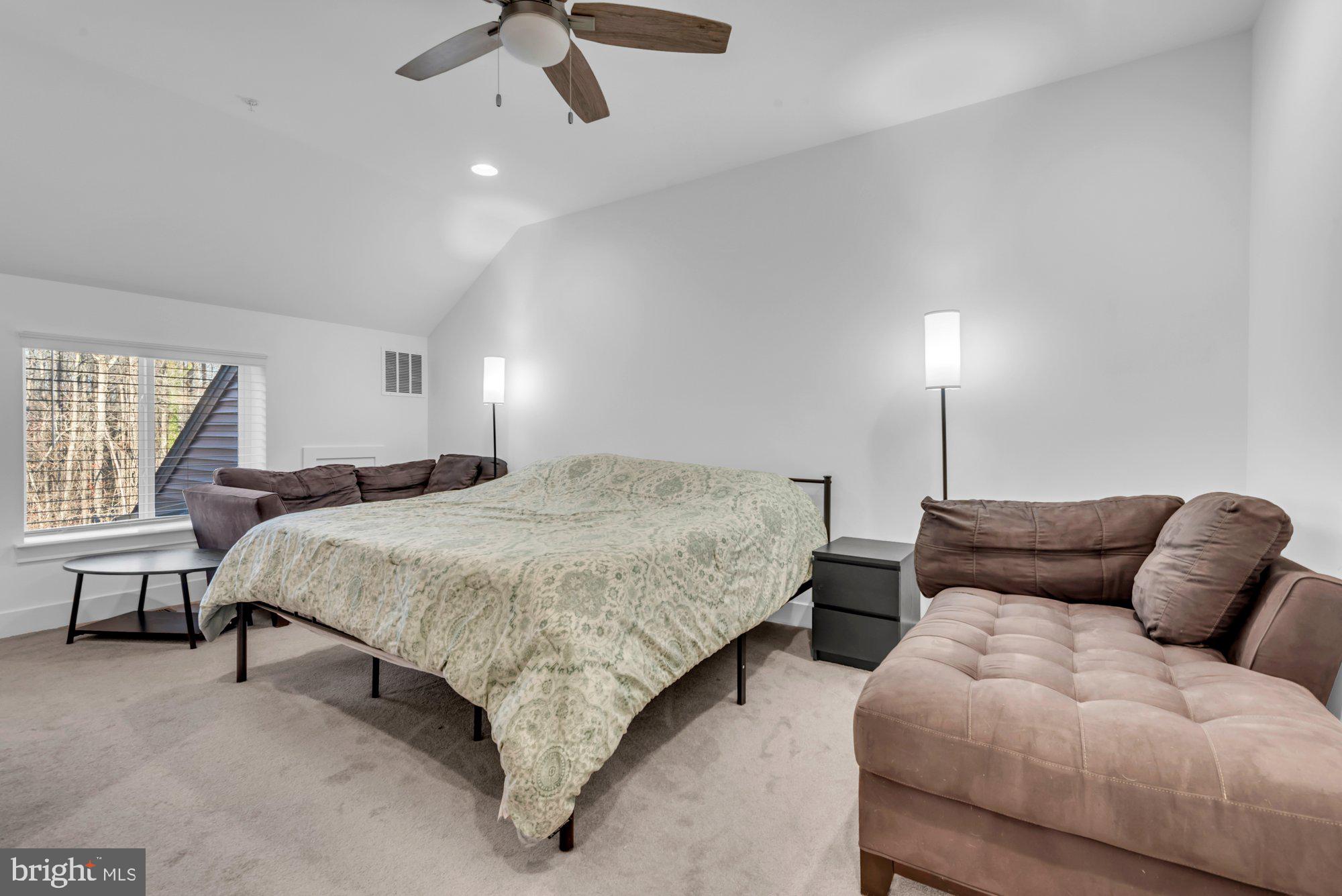 Laurel, Maryland, 20724, United States, 5 Bedrooms Bedrooms, ,5 BathroomsBathrooms,Residential,For Sale,2010373