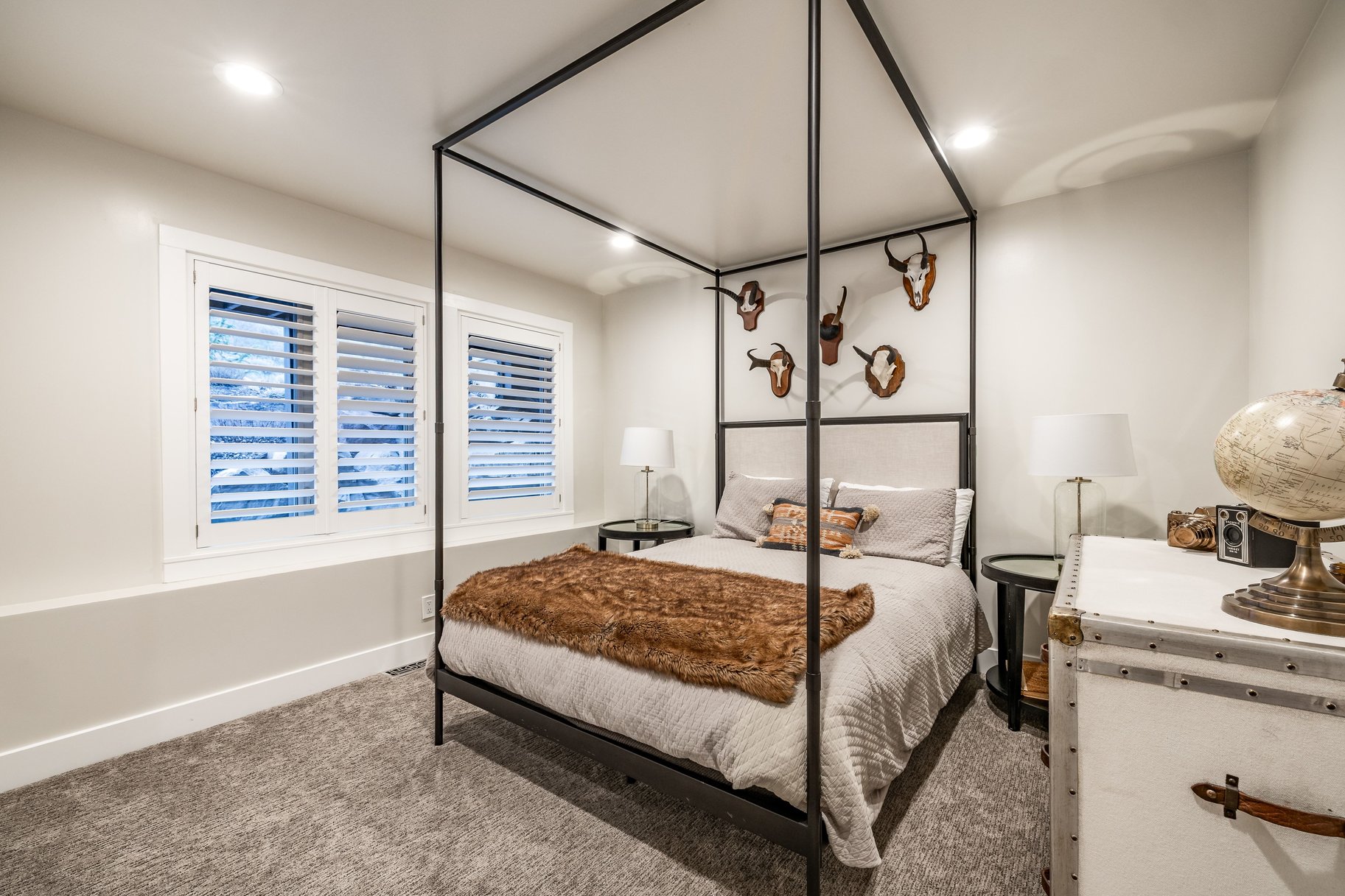  Light Filled Open Floor Plan with Great Outdoor Space - 物件實景