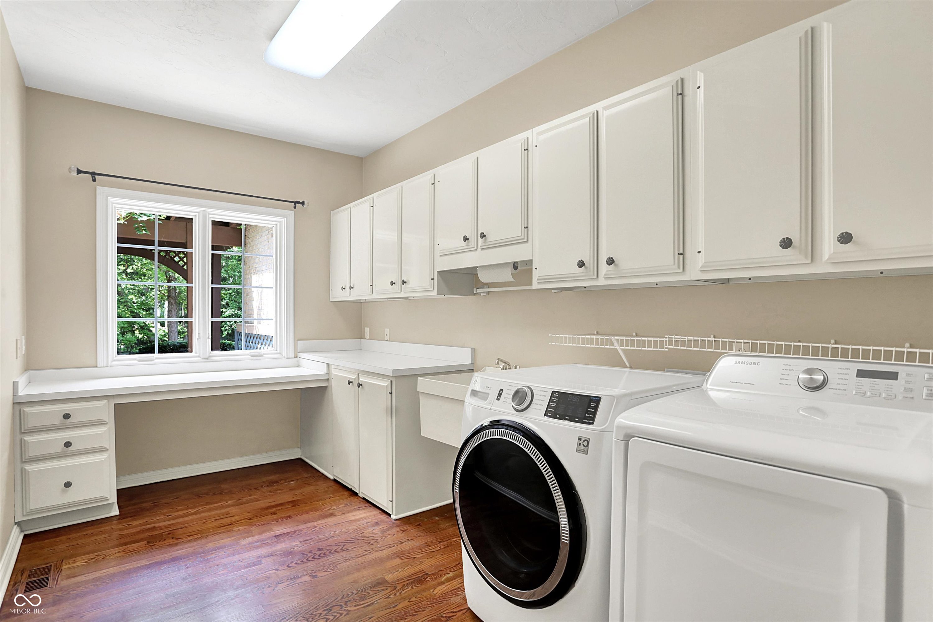 Carmel, Indiana, 46032, United States, 5 Bedrooms Bedrooms, ,5 BathroomsBathrooms,Residential,For Sale,2005635