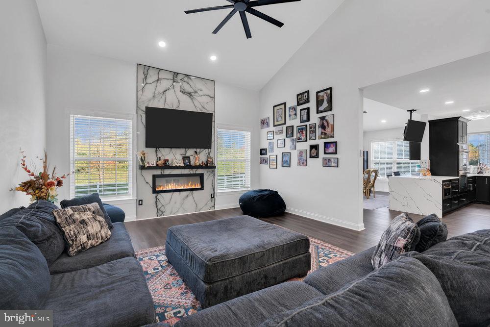 Bordentown, New Jersey, 08505, United States, 4 Bedrooms Bedrooms, ,3 BathroomsBathrooms,Residential,For Sale,1989199