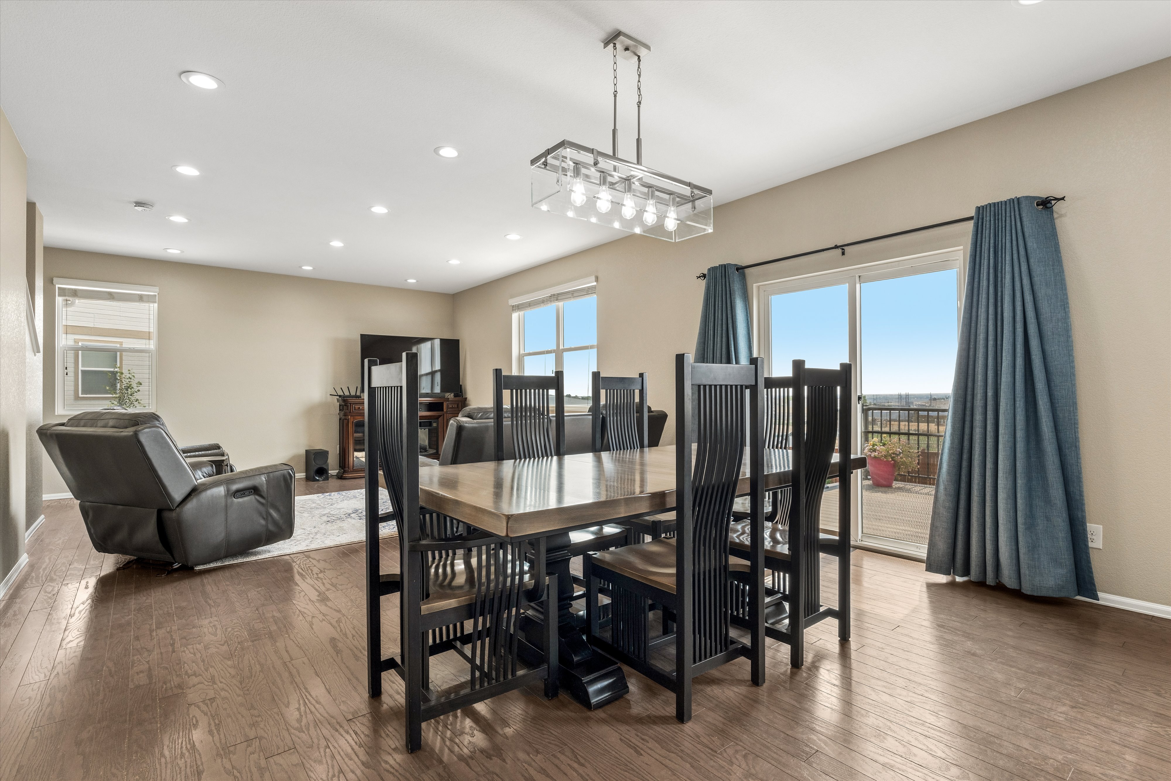  Don’t miss your chance to own this incredible property in a desirable location - 物件實景