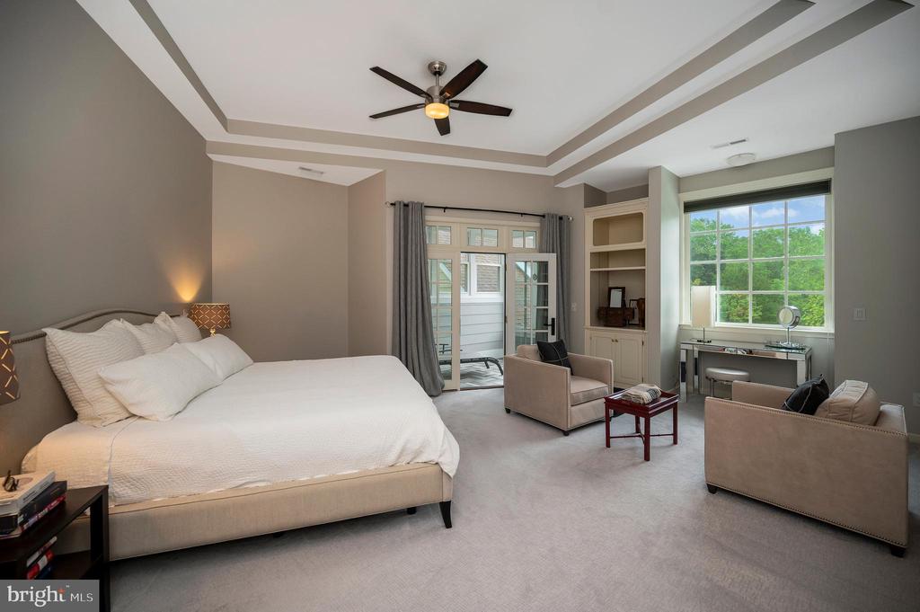 Fredericksburg, Virginia, 22405, United States, 5 Bedrooms Bedrooms, ,5 BathroomsBathrooms,Residential,For Sale,1825163