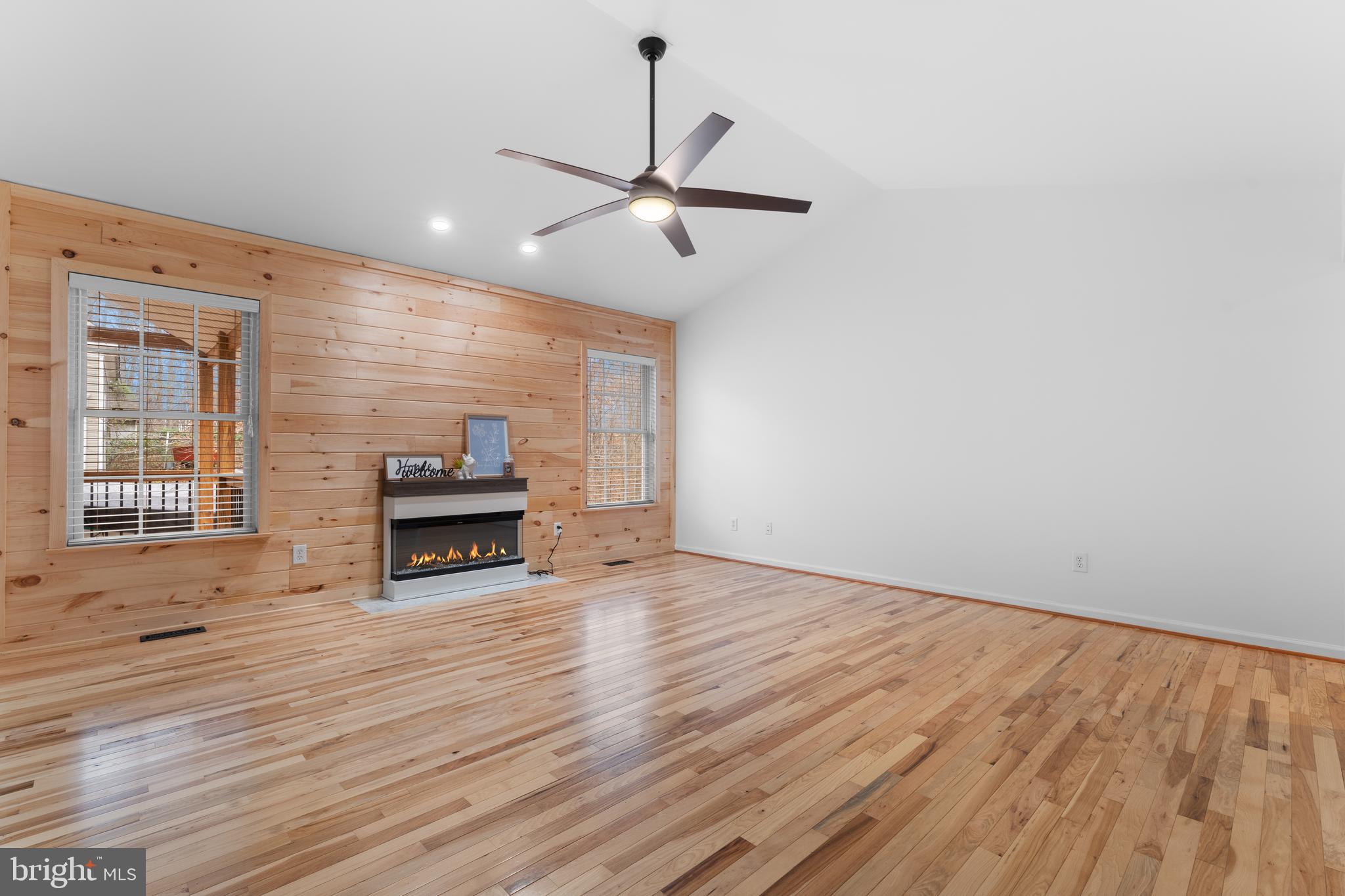 Locust Dale, Virginia, 22948, United States, 3 Bedrooms Bedrooms, ,4 BathroomsBathrooms,Residential,For Sale,1996627