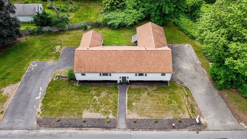 Groveland, Massachusetts, 01834, United States, 5 Bedrooms Bedrooms, ,3 BathroomsBathrooms,Residential,For Sale,1909322