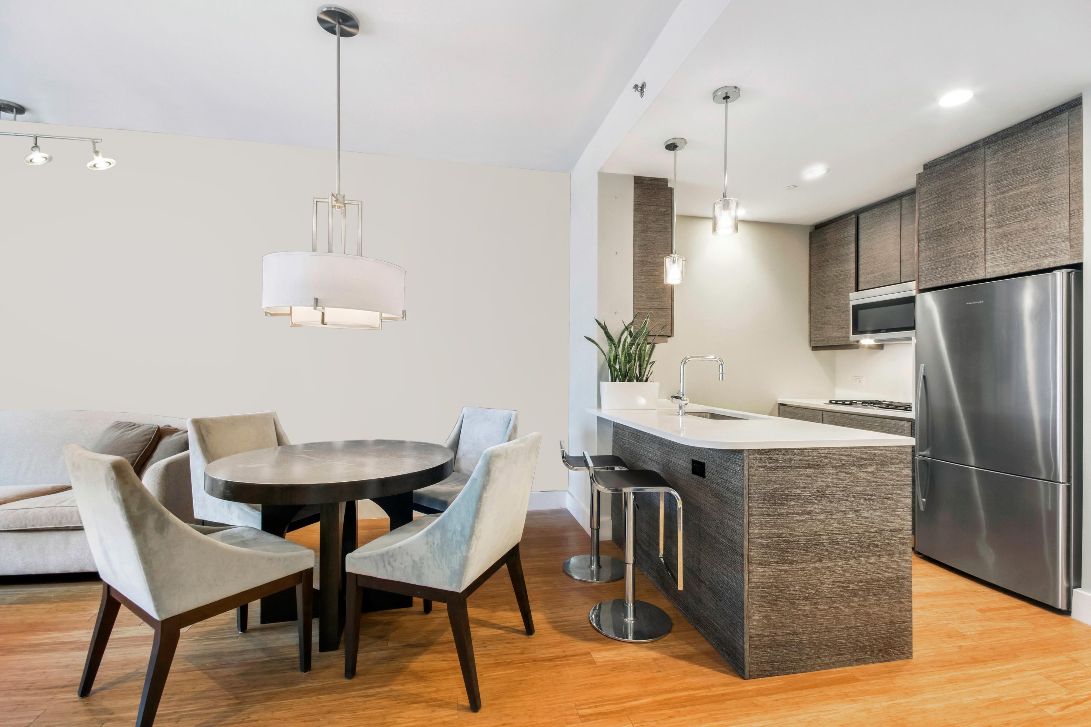  One Bedroom + Home Office Chelsea Condop - 物件實景