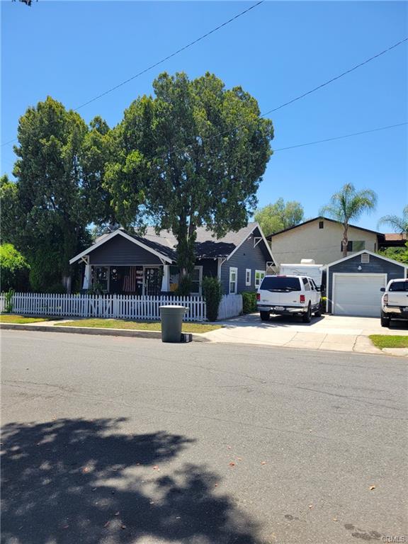 Ontario, California, 91762, United States, 2 Bedrooms Bedrooms, ,Residential,For Sale,1937617