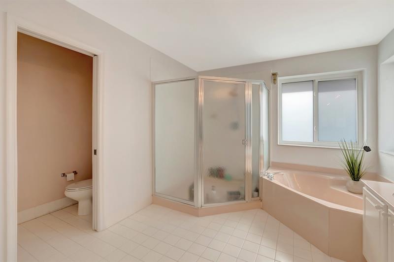 Coconut Creek, Florida, 33073, United States, 4 Bedrooms Bedrooms, ,3 BathroomsBathrooms,Residential,For Sale,1785170