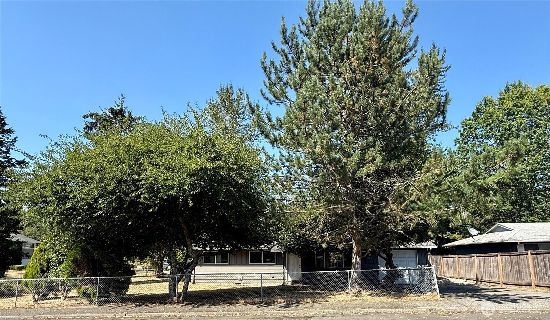 164th St, Renton, WA 98058 #1