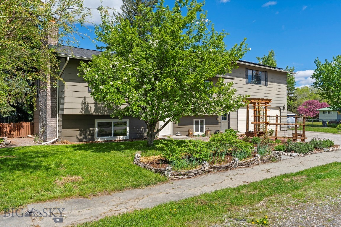 Belgrade, Montana, 59714, United States, 3 Bedrooms Bedrooms, ,2 BathroomsBathrooms,Residential,For Sale,1838075