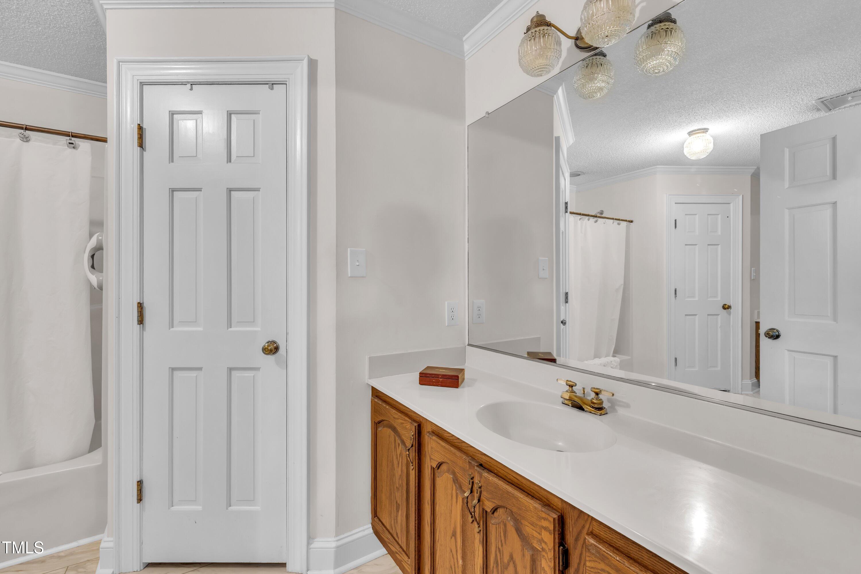 Smithfield, North Carolina, 27577, United States, 5 Bedrooms Bedrooms, ,4 BathroomsBathrooms,Residential,For Sale,1911718