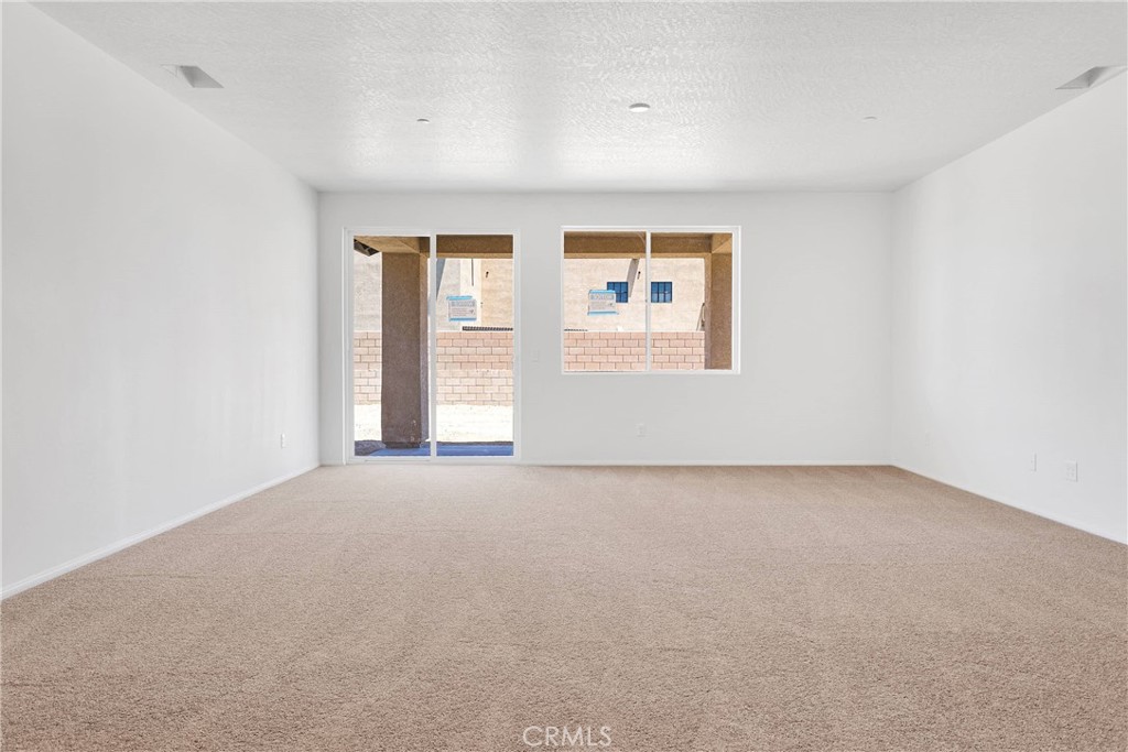 Victorville, California, 92395, United States, 3 Bedrooms Bedrooms, ,3 BathroomsBathrooms,Residential,For Sale,1865172