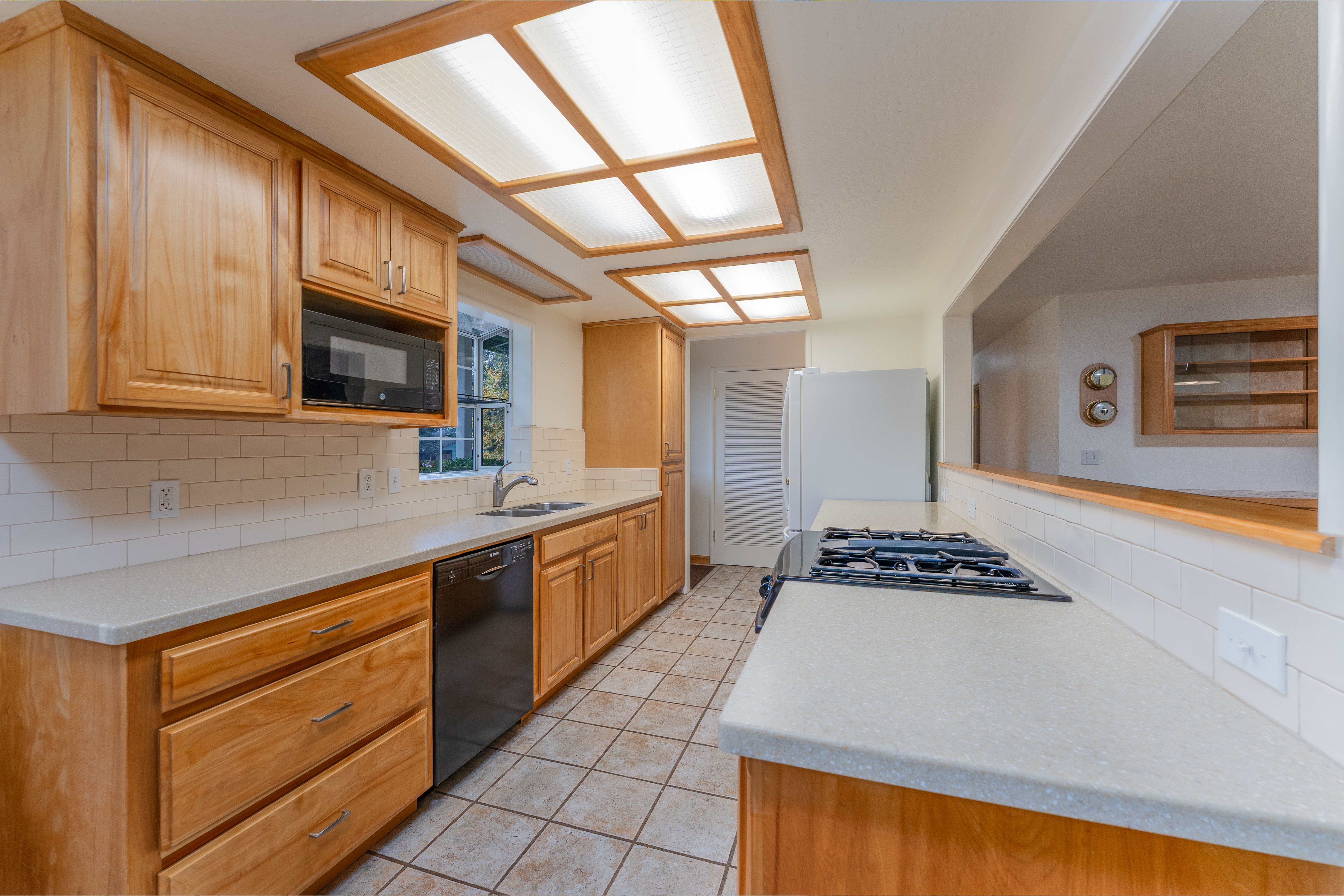 Ukiah, California, 95482, United States, 3 Bedrooms Bedrooms, ,2 BathroomsBathrooms,Residential,For Sale,1997142