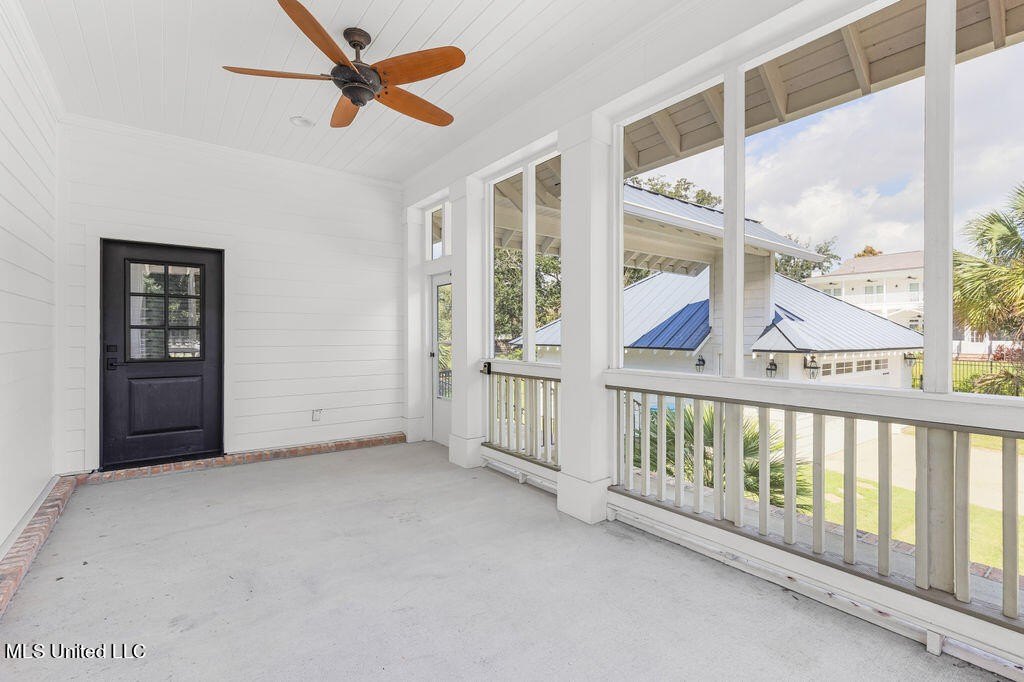 Gulfport, Mississippi, 39501, United States, 4 Bedrooms Bedrooms, ,3 BathroomsBathrooms,Residential,For Sale,1974056