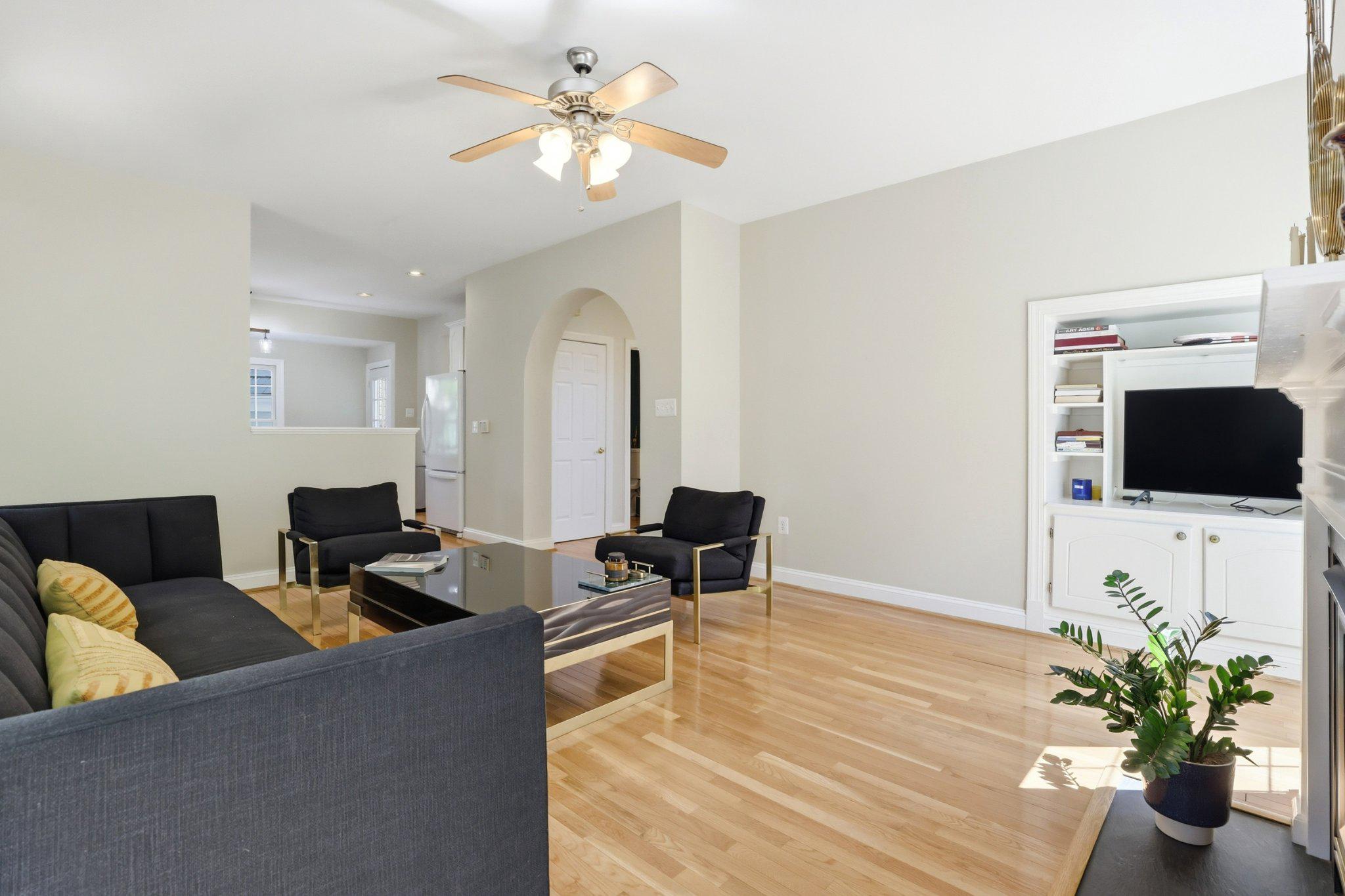  119 Thurgood Street, Gaithersburg, MD, 20878 - 物件實景