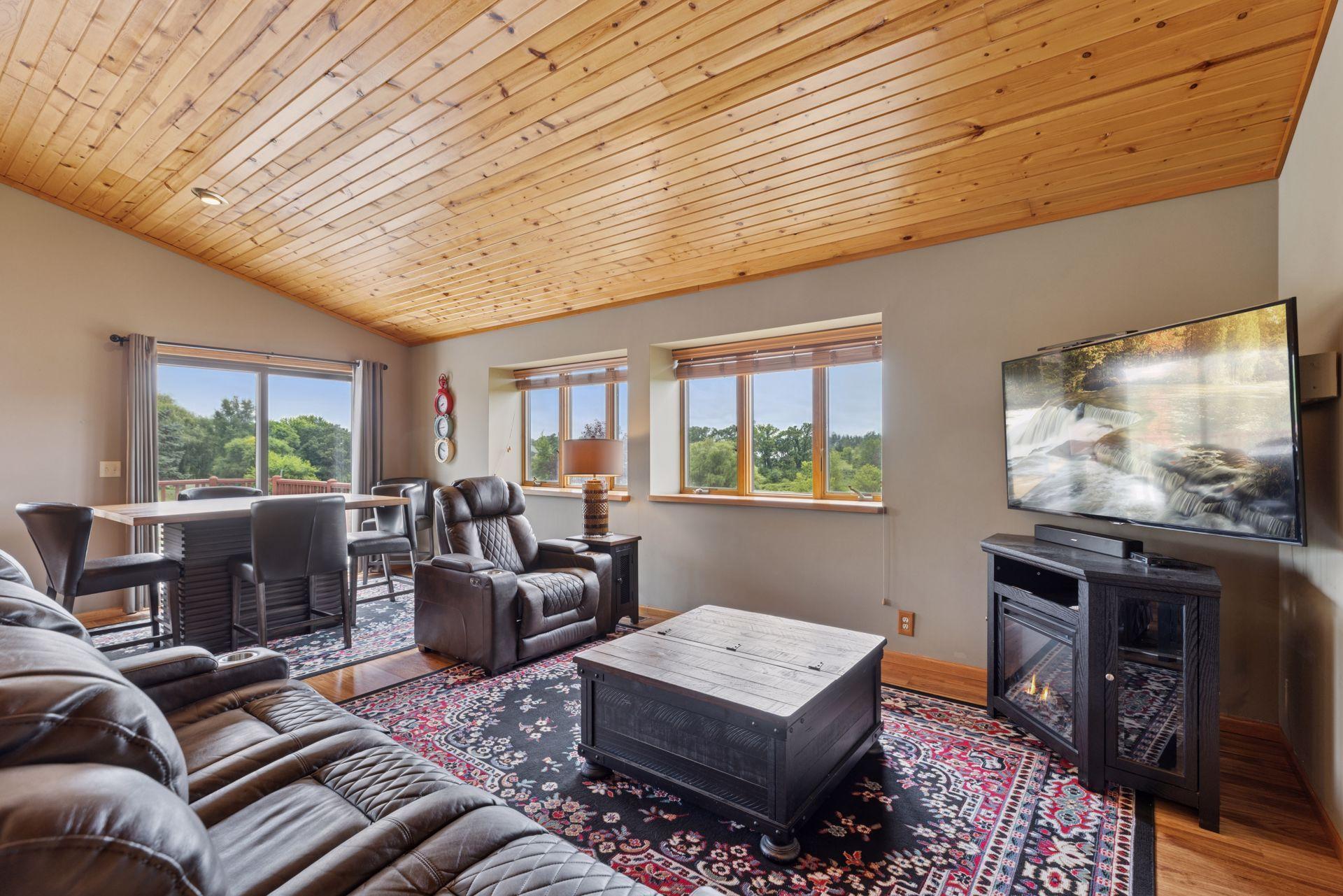 New Richmond, Wisconsin, 54017, United States, 4 Bedrooms Bedrooms, ,1 BathroomBathrooms,Residential,For Sale,1904328
