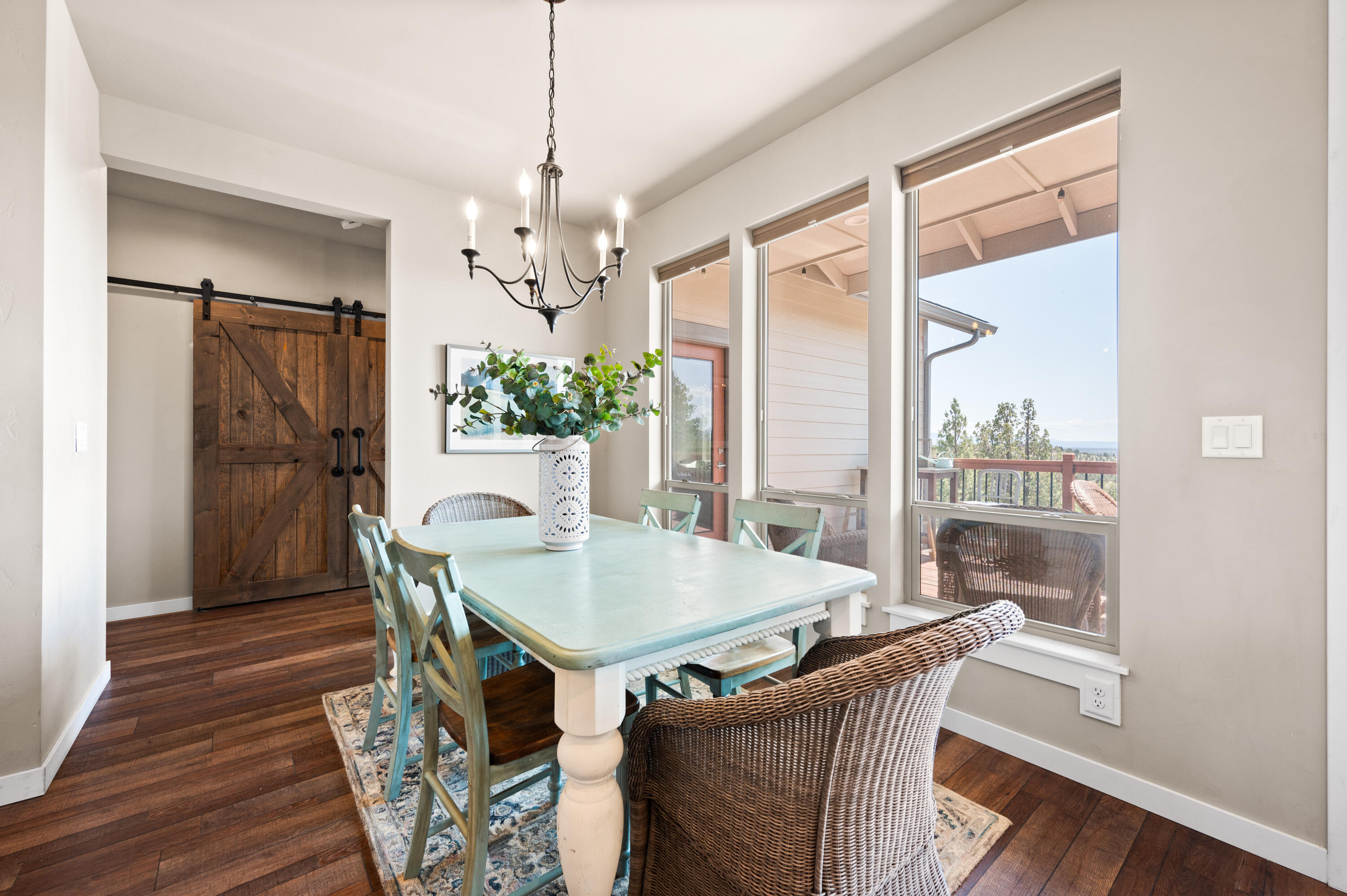 Prineville, Oregon, 97754, United States, 3 Bedrooms Bedrooms, ,2 BathroomsBathrooms,Residential,For Sale,1848132