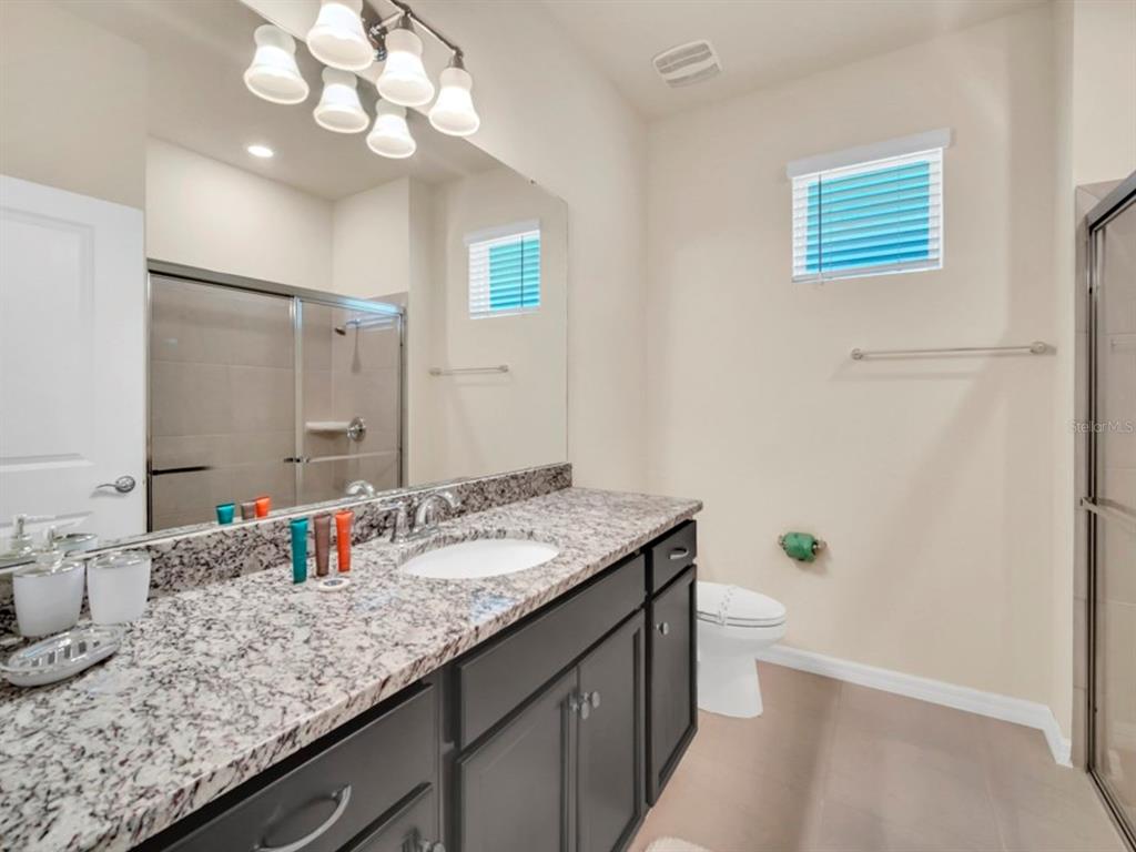 Davenport, Florida, 33897, United States, 10 Bedrooms Bedrooms, ,8 BathroomsBathrooms,Residential,For Sale,1736940