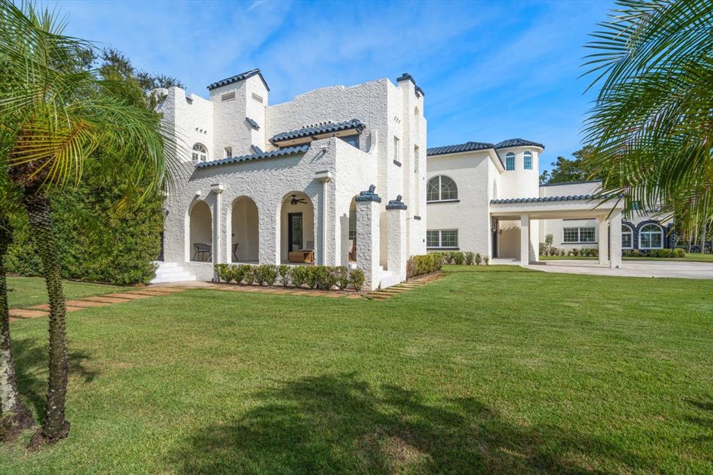 St Petersburg, Florida, 33707, United States, 5 Bedrooms Bedrooms, ,9 BathroomsBathrooms,Residential,For Sale,2000985