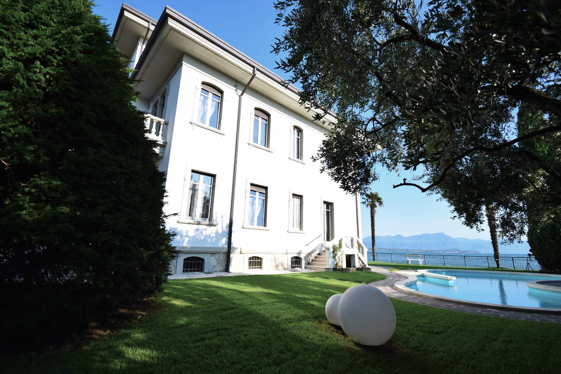 Desenzano del Garda, Brescia, 25015, IT, 4 Bedrooms Bedrooms, ,4 BathroomsBathrooms,Residential,For Sale,1826447