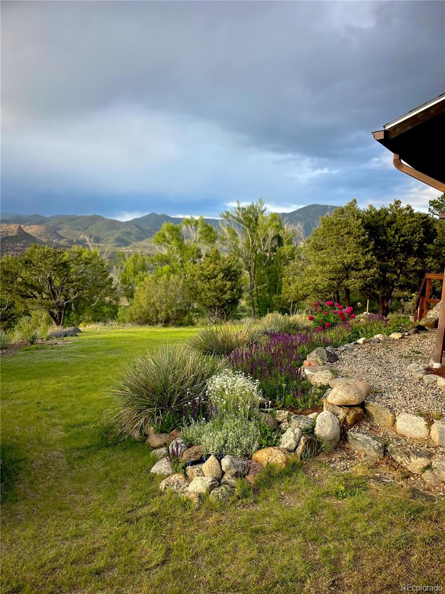 Howard, Colorado, 81233, United States, 3 Bedrooms Bedrooms, ,1 BathroomBathrooms,Residential,For Sale,1921961