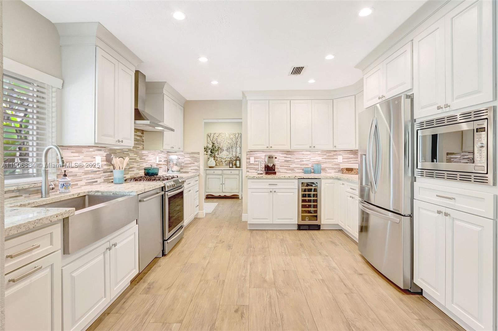 Miami, Florida, 33176, United States, 4 Bedrooms Bedrooms, ,2 BathroomsBathrooms,Residential,For Sale,1986313