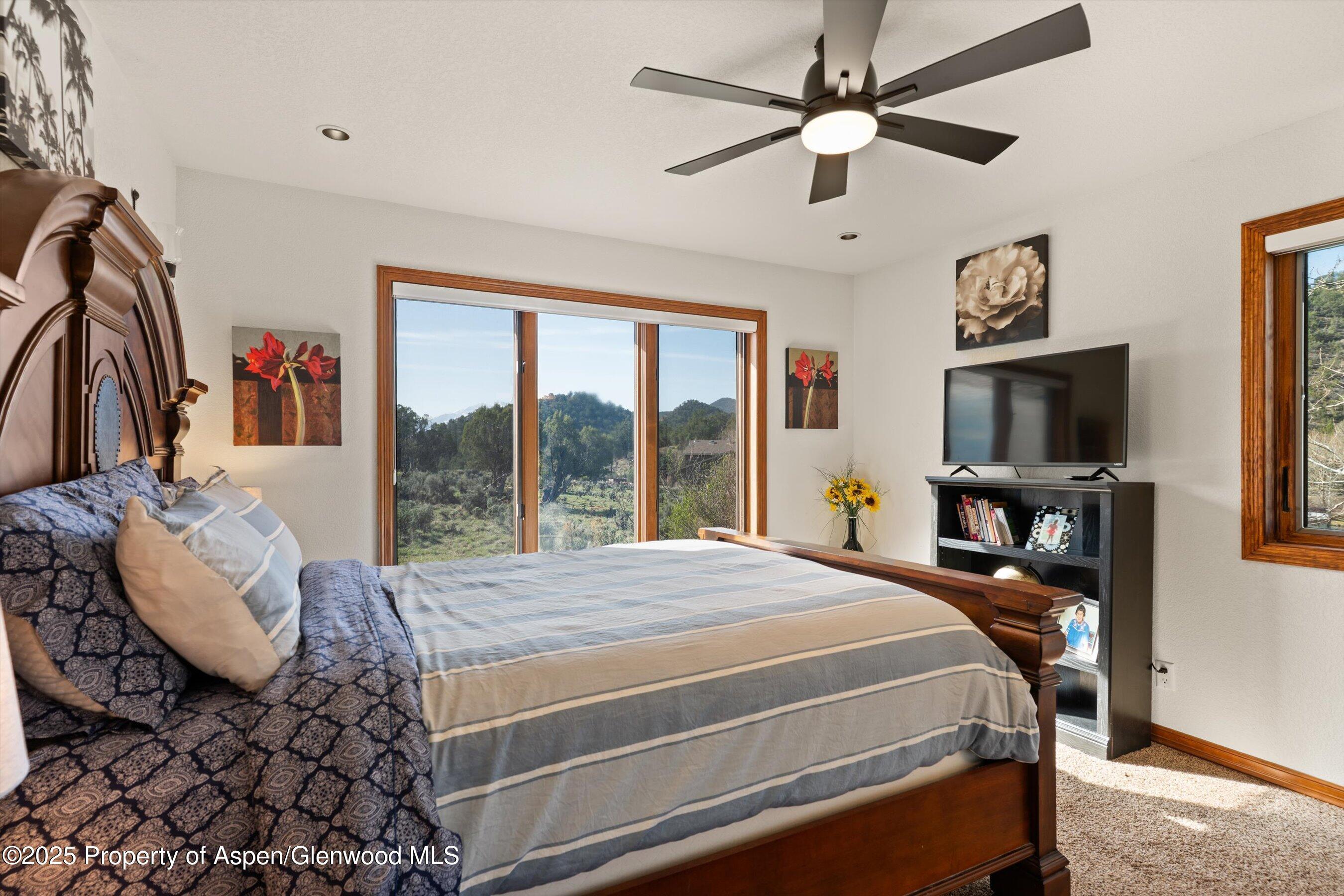 Glenwood Springs, Colorado, 81601, United States, 4 Bedrooms Bedrooms, ,5 BathroomsBathrooms,Residential,For Sale,1804908