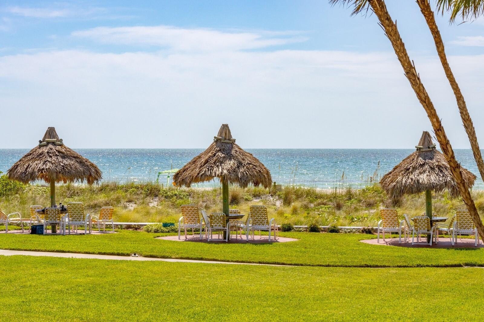 CLEARWATER BEACH, Florida, 33767, United States, 2 Bedrooms Bedrooms, ,2 BathroomsBathrooms,Residential,For Sale,1976366