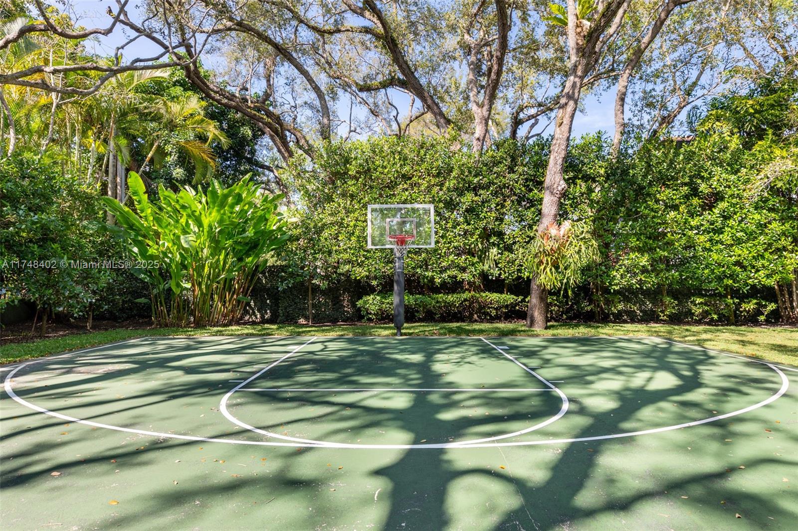 Miami, Florida, 33143, United States, 5 Bedrooms Bedrooms, ,7 BathroomsBathrooms,Residential,For Sale,1722531