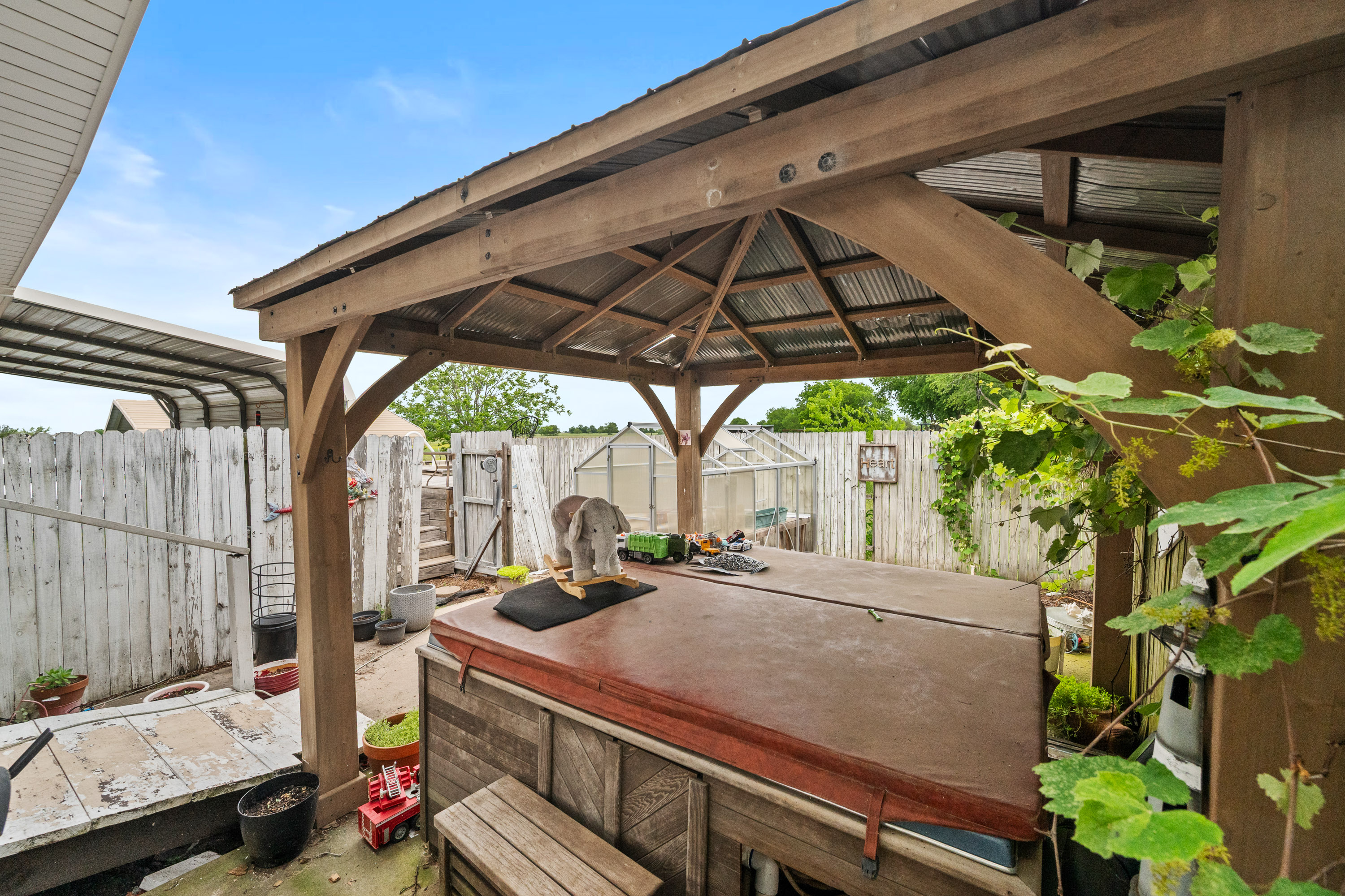 Caddo Mills, Texas, 75135, United States, 3 Bedrooms Bedrooms, ,3 BathroomsBathrooms,Residential,For Sale,1792511