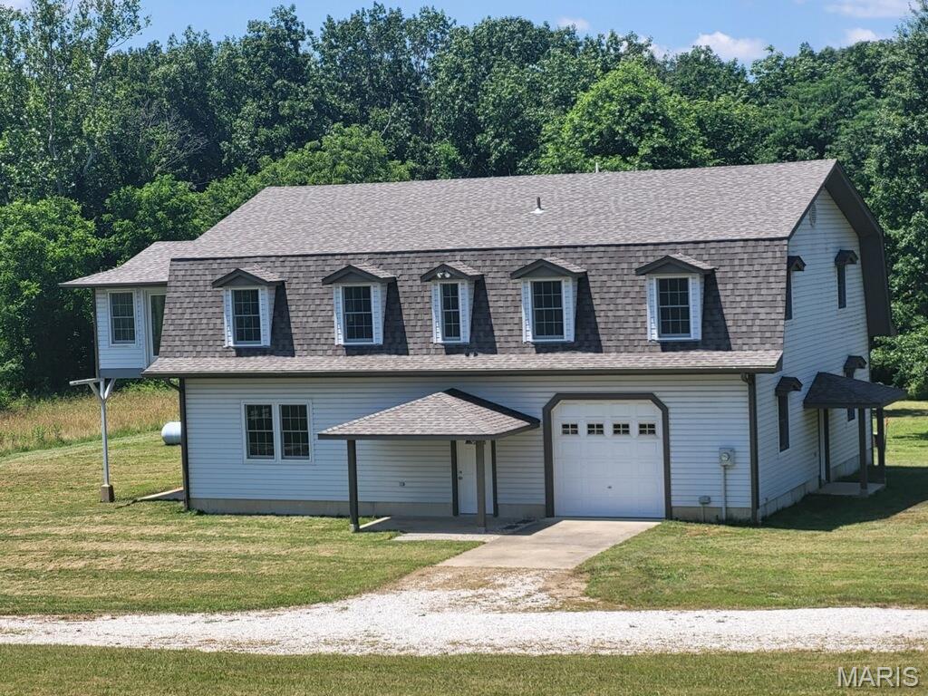 Elsberry, Missouri, 63343, United States, 3 Bedrooms Bedrooms, ,2 BathroomsBathrooms,Residential,For Sale,1828292