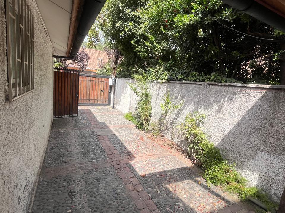Lo Barnechea, Chile, 5 Bedrooms Bedrooms, ,3 BathroomsBathrooms,Residential,For Sale,1736947