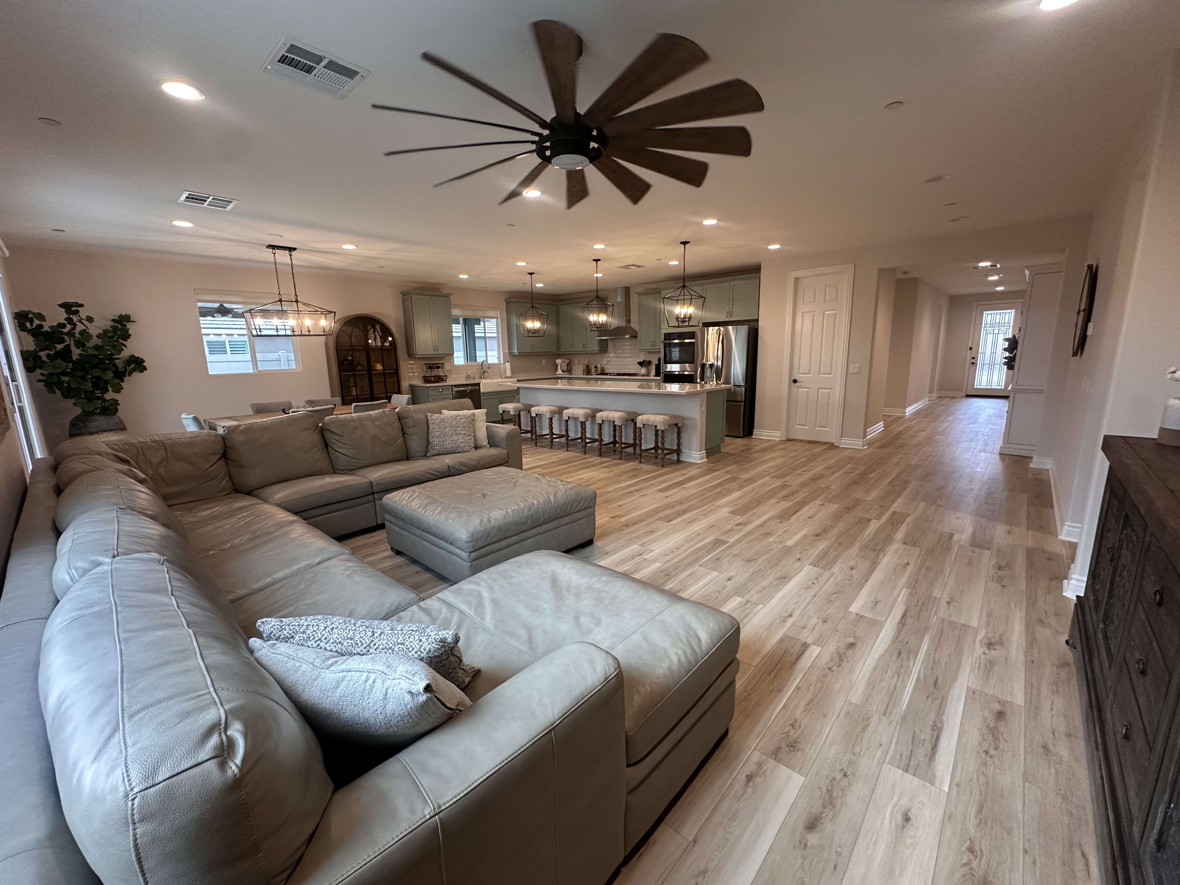 Menifee, California, 92584, United States, 4 Bedrooms Bedrooms, ,4 BathroomsBathrooms,Residential,For Sale,2013237