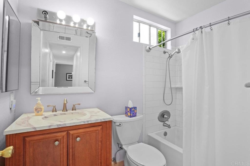 San Diego, California, 92139, United States, 3 Bedrooms Bedrooms, ,2 BathroomsBathrooms,Residential,For Sale,1933379