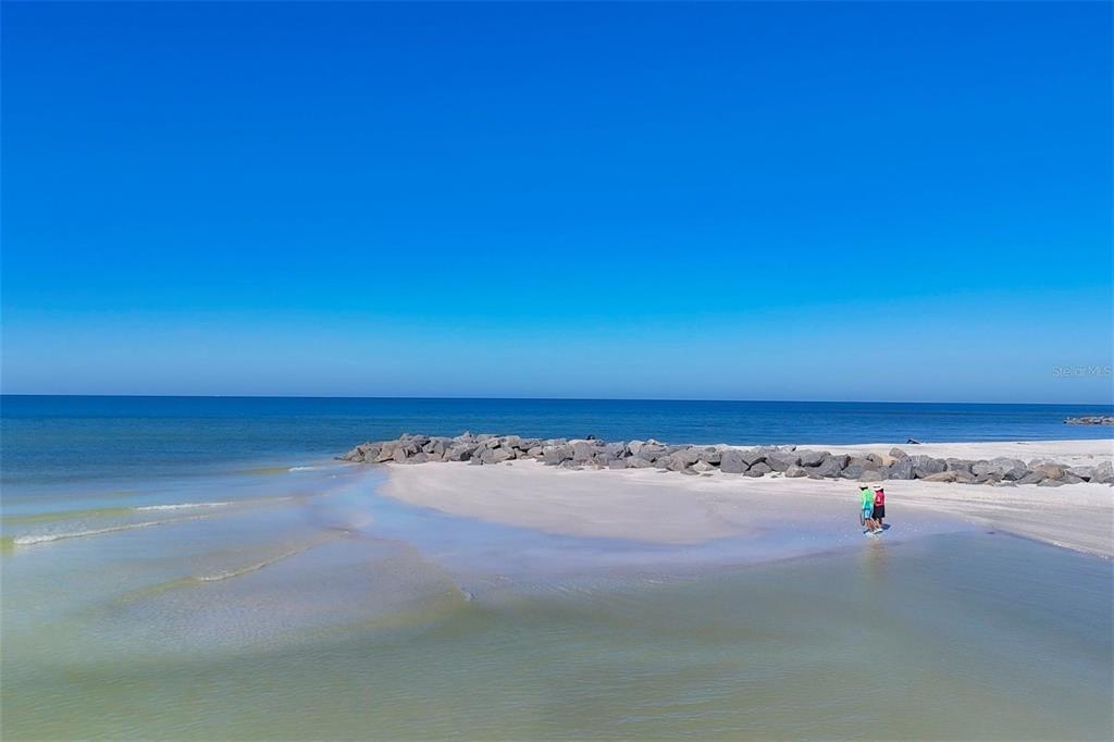 Sarasota, Florida, 34236, United States, 2 Bedrooms Bedrooms, ,2 BathroomsBathrooms,Residential,For Sale,1743454